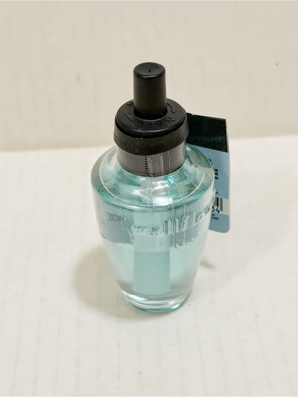 Bath and body works Wallflowers Clean House Vibes Home Fragrance - Picture 3 of 3